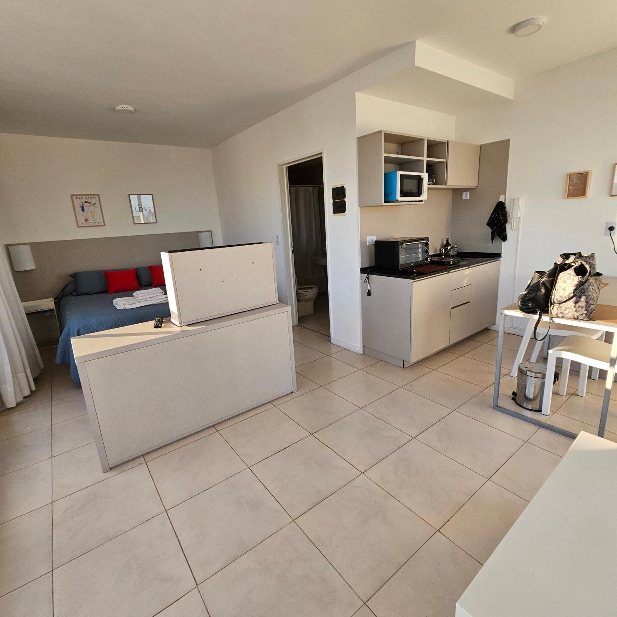 Centrico, Ideal Parejas, Vista Panoramica, Con Piscina Buenos Aires Kamer foto